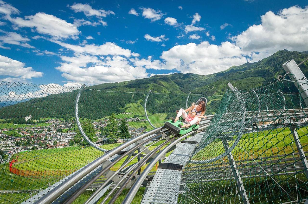 AlpinResort Kaprun 2 Exteriör bild